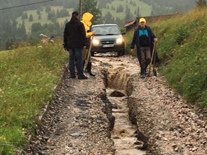 OPRAVA VODOVODU - zabezpečovacie práce havarijného stavu vodovodu v Tatranskej Javorine po povodni